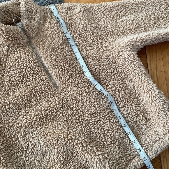 Hollister Teddy Pull Over Sweater Tan Brown Size small - Picture 15 of 15